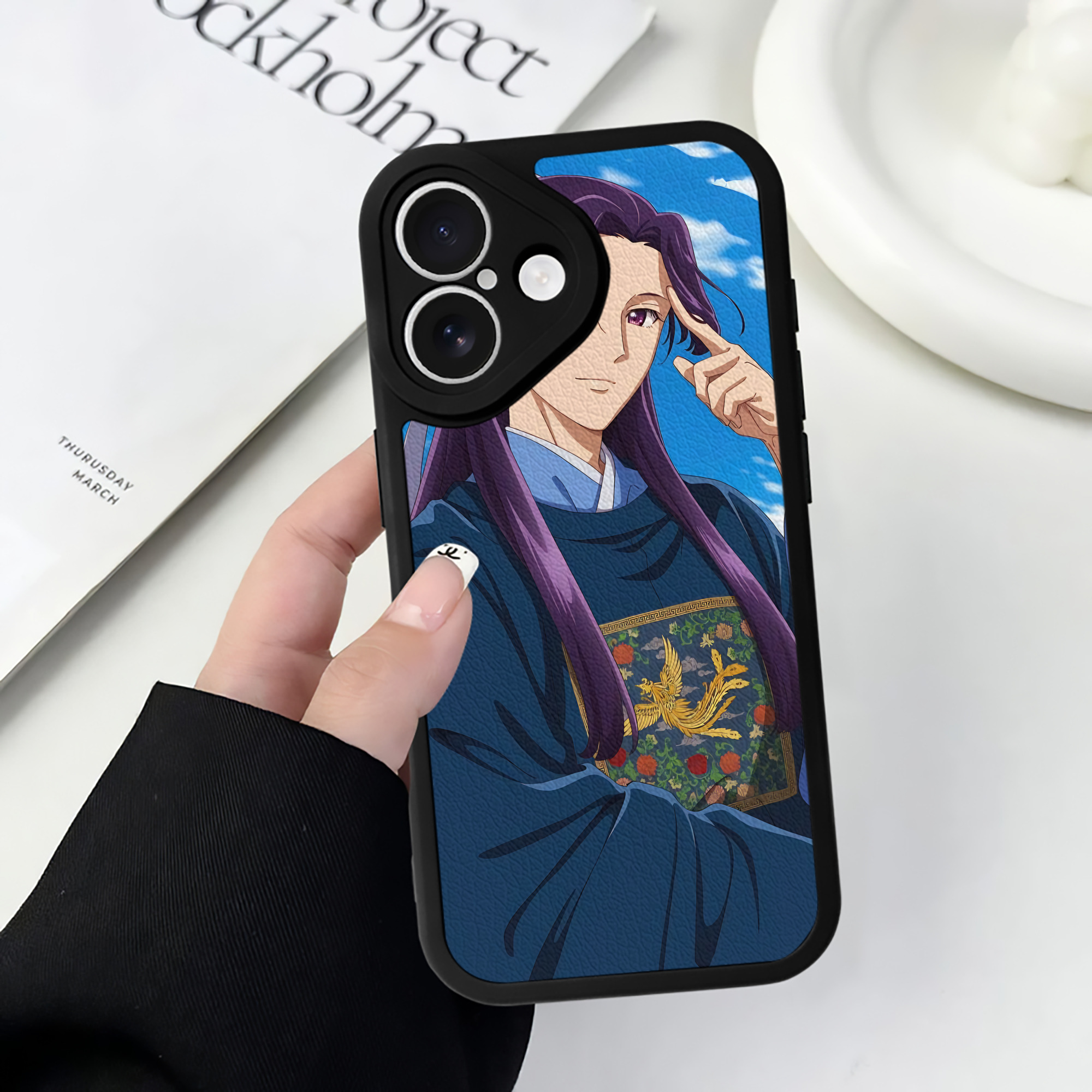 薬屋のひとりごと The Apothecary Diaries 【iPhone 16シリーズ対応】シリコンスマホケース（レザー調） 材質：シリコン